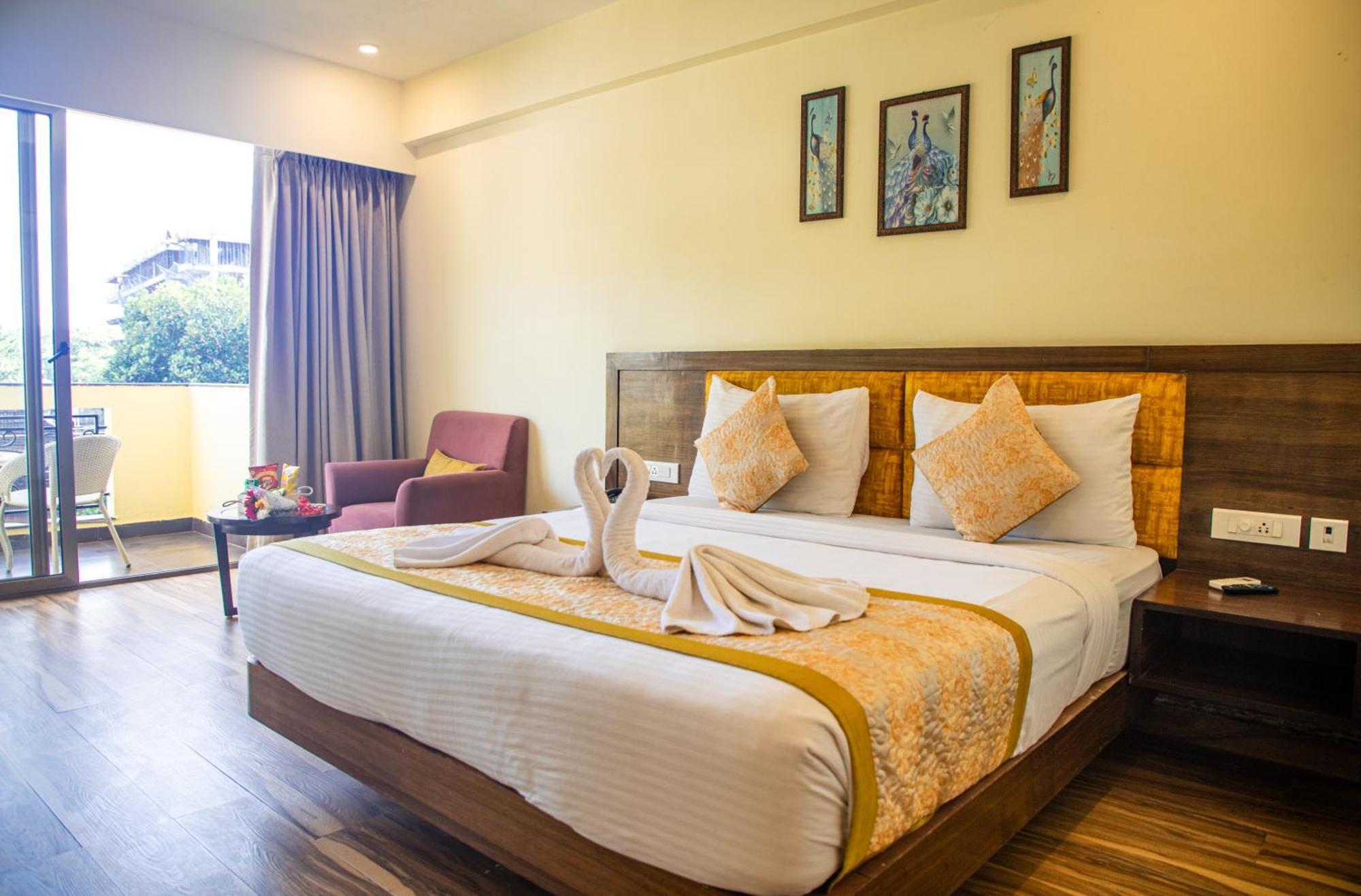 Bells Beach Resort , A Unit Of Resort De Balneaire Калангуте Екстериор снимка
