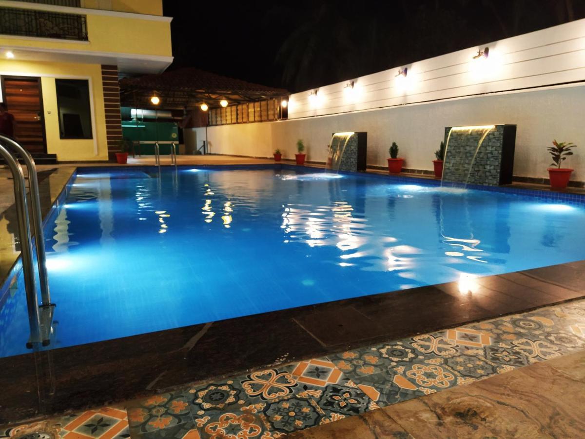 Bells Beach Resort , A Unit Of Resort De Balneaire Калангуте Екстериор снимка